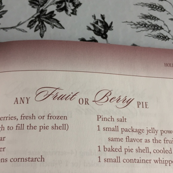 Vintage Christmas Recipe Books - Picture 9 of 10